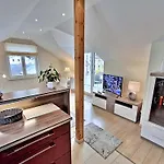 2 Mit Meerblick Und Apartmán *